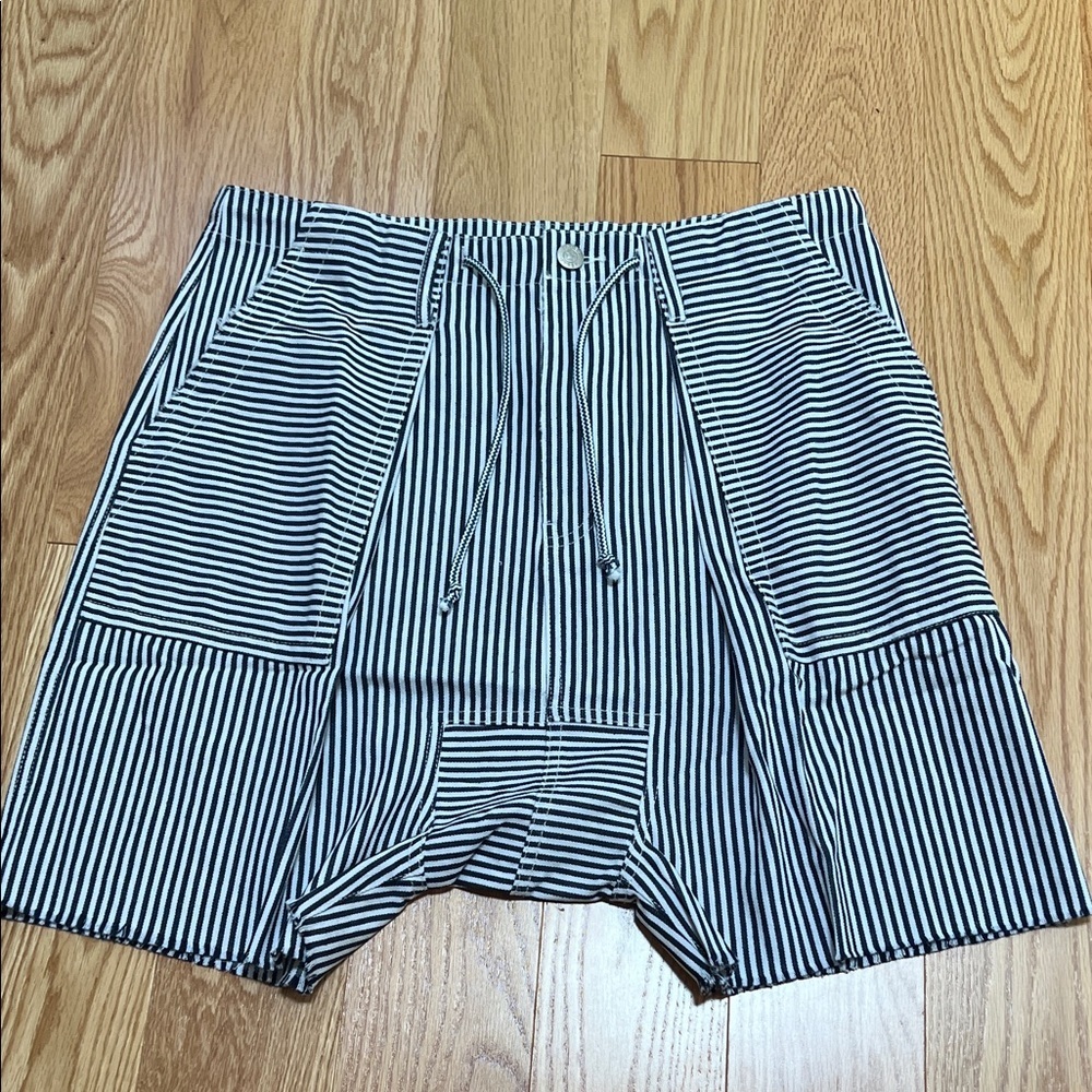 New! Jaded Gypsy S/M striped Olivai cotton shorts.